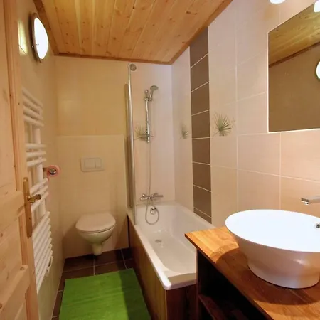Chalet Le Foyer بيت للعطل Vénosc